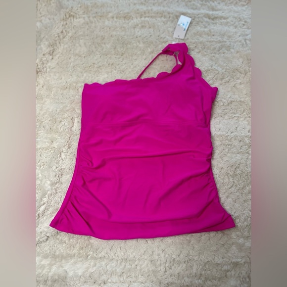 Beachsissi Other - Women’s Beachsissi Swimsuit Top Scalloped New With Tags Size Medium